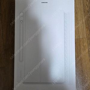 [미개봉] 갤럭시탭 S10+ 키보드 북커버 화이트 ef-dx825