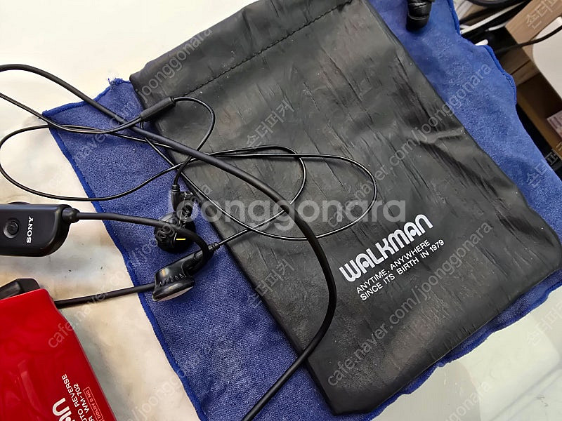 소니 휴대용 워크맨 WM-702 판매합니다--8