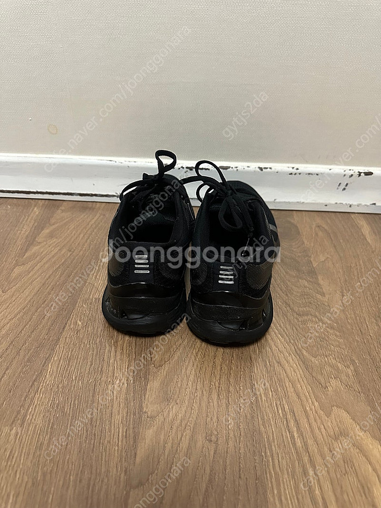 아식스 젤카야노28 265 사이즈팝니다--1