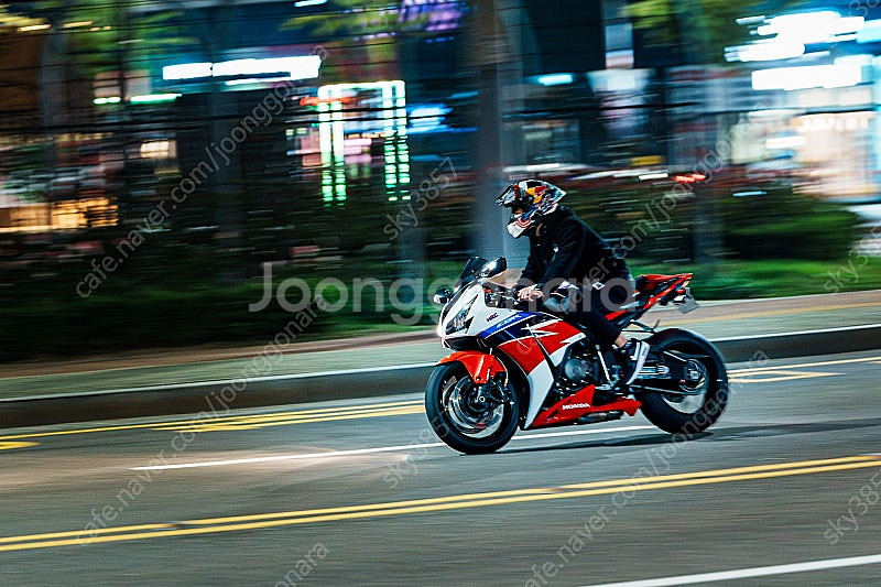 cbr1000rr--1
