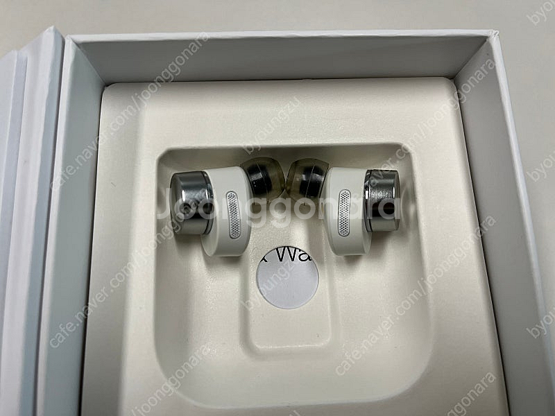 무선이어폰 B&W Pi7S2 (국내정식수입품)--7