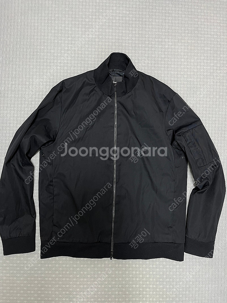 띠어리 22ss 봄버 자켓 정품--0
