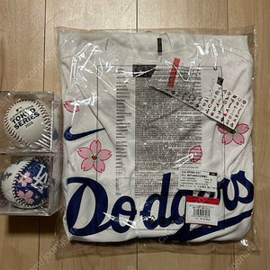 오타니 쇼헤이 무라카미 콜라보 유니폼 L사이즈+ 무라카미 LA다저스 콜라보 공 + MLB 도쿄시리즈 레플리카 공