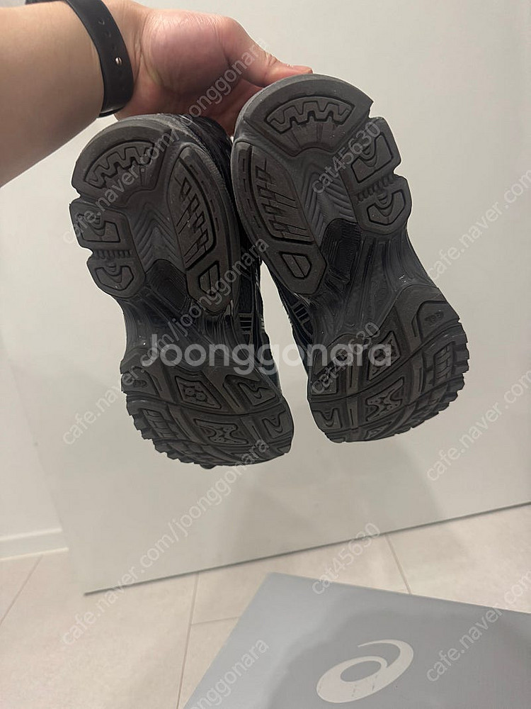 아식스 언어펙티드 젤카야노14 실버문 260팔아요--4