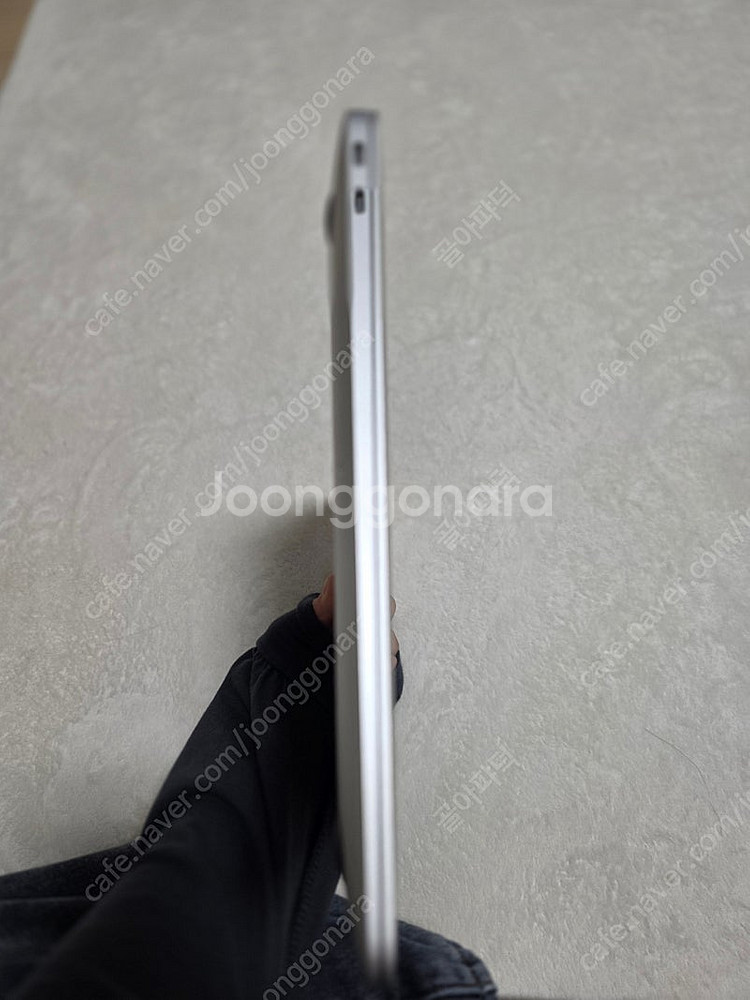 맥북 에어m1 8gb/ 256 (본품만)--4