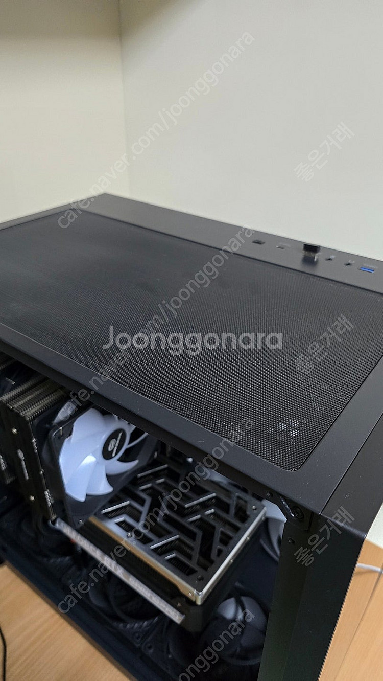 AMD 7500F+RTX4070 데스크탑 및 LG 27...--4