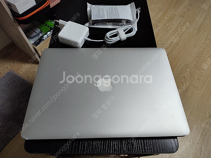 맥북에어, 파우키디 V10 게임기 등--1