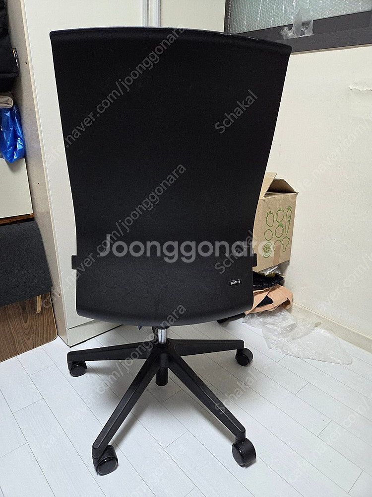 파트라 모노 패브릭 의자--3