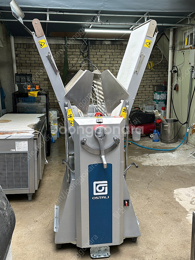 이태리 파이롤러 폴린 OSTALI Q600/1200 벨트 길이 584*1200 제과제빵 도우시터--0