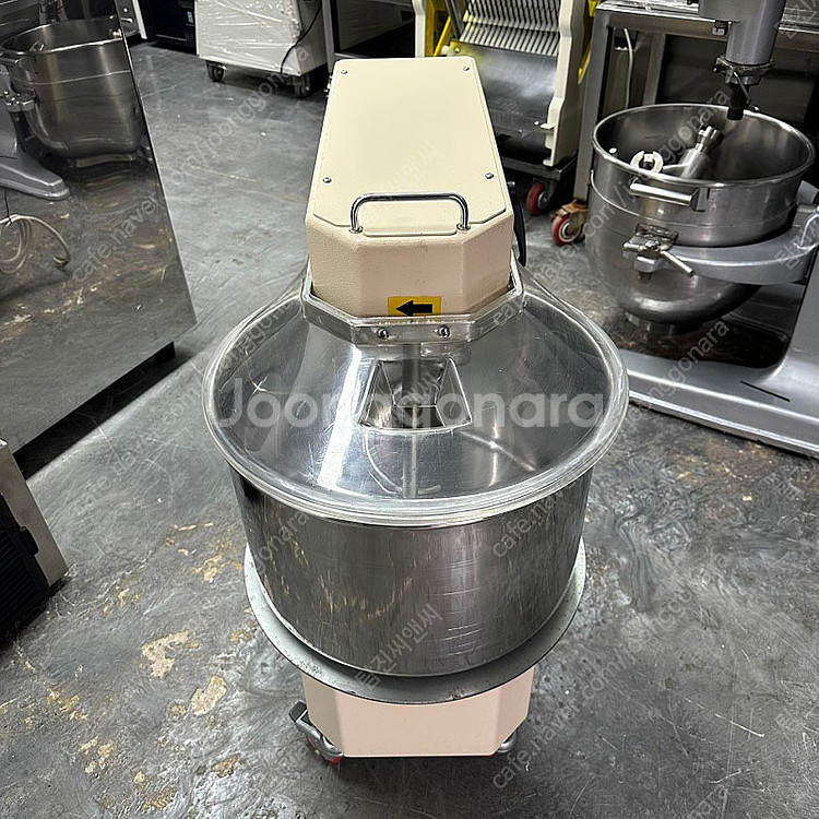대흥 스파이럴믹서 25kg, 스파 40L 버티컬믹서 업소용반죽기 버티컬반죽기 교반기--9