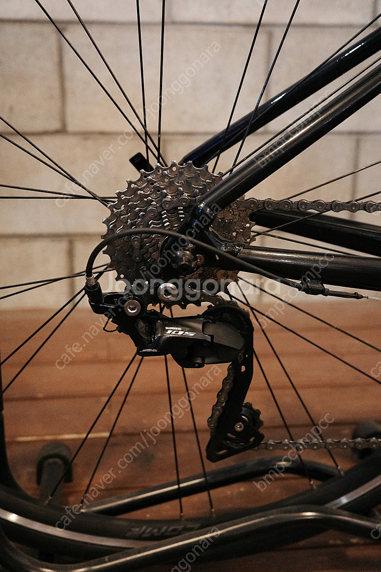 메리다 스컬트라 400 xs 림--1