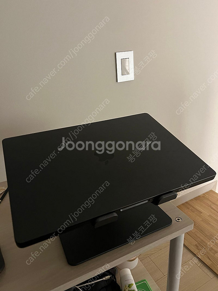 맥북프로m3 16인치 512gb/18gb--0