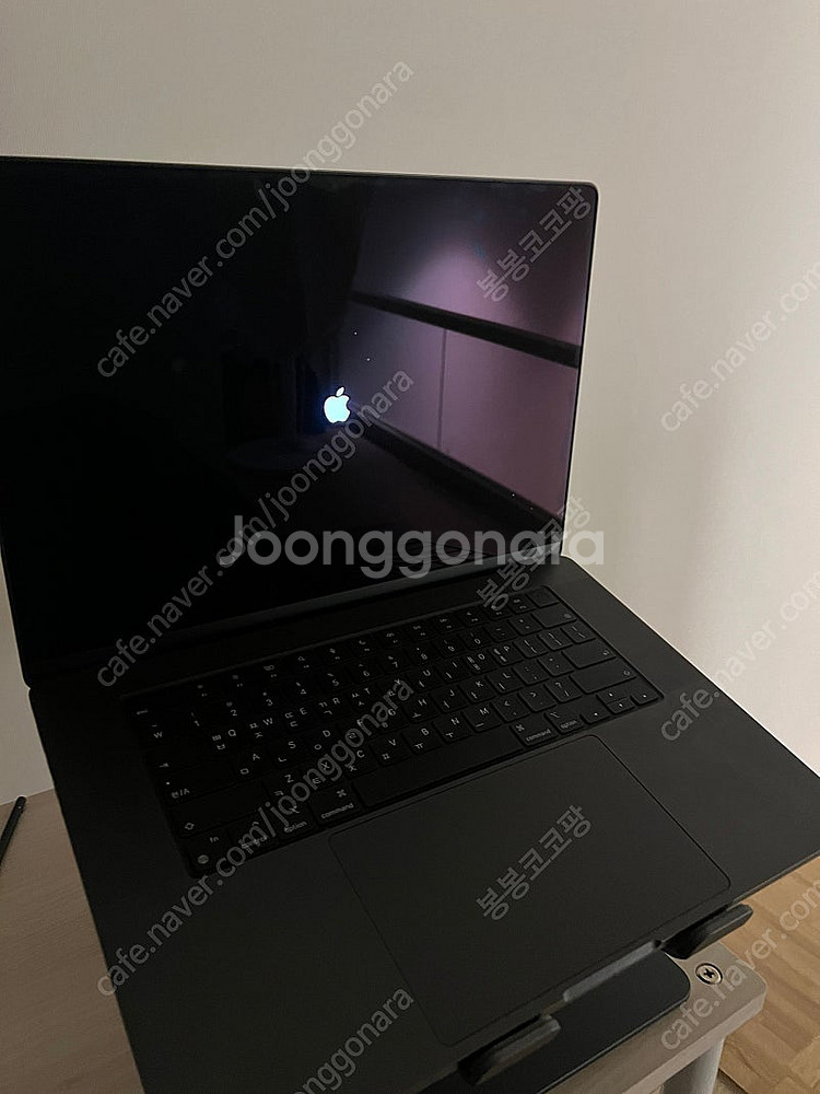 맥북프로m3 16인치 512gb/18gb--1