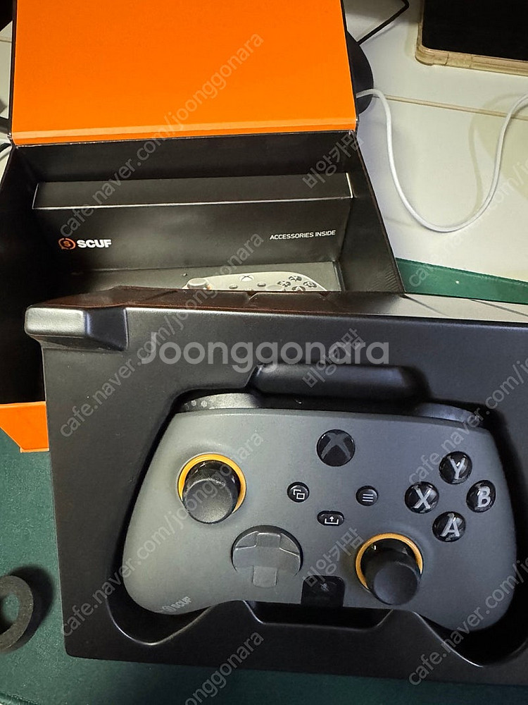 SCUF Instinct Pro 컨트롤러 팝니다.--2