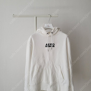 aero 화이트 후디