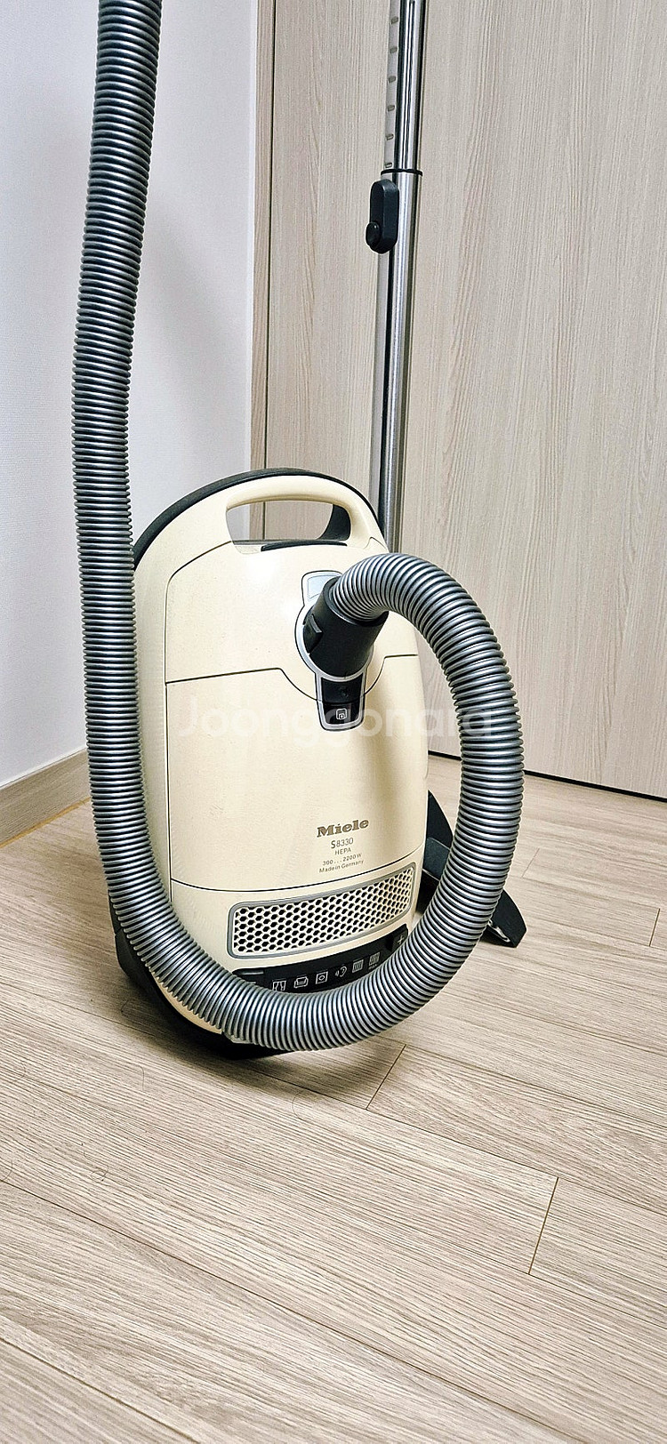 밀레 s8330 청소기 상태 A급 (소이밀크색)--0
