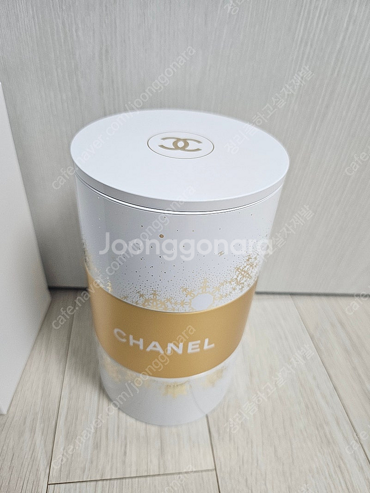 정품) 새상품 샤넬 원형 케이스 보석함 (코스메틱)--1