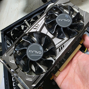 지포스 1070갤럭시 팝니다.