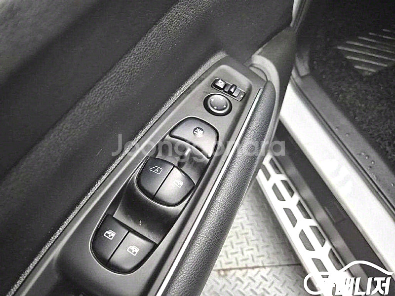 [르노코리아(삼성)]QM6 가솔린 2WD RE (5인승...--8