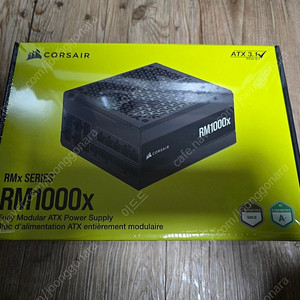 커세어 파워 RM1000x 미개봉 팝니다.