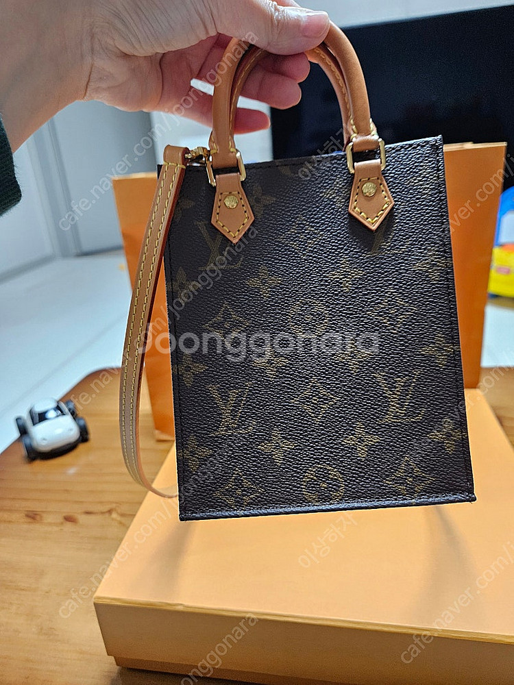 루이비통 쁘띠 삭플라 정품--1