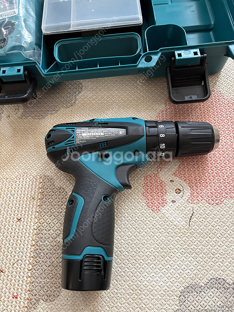 마끼다 충전 해머드릴 HP330D 세트 팝니다.--4