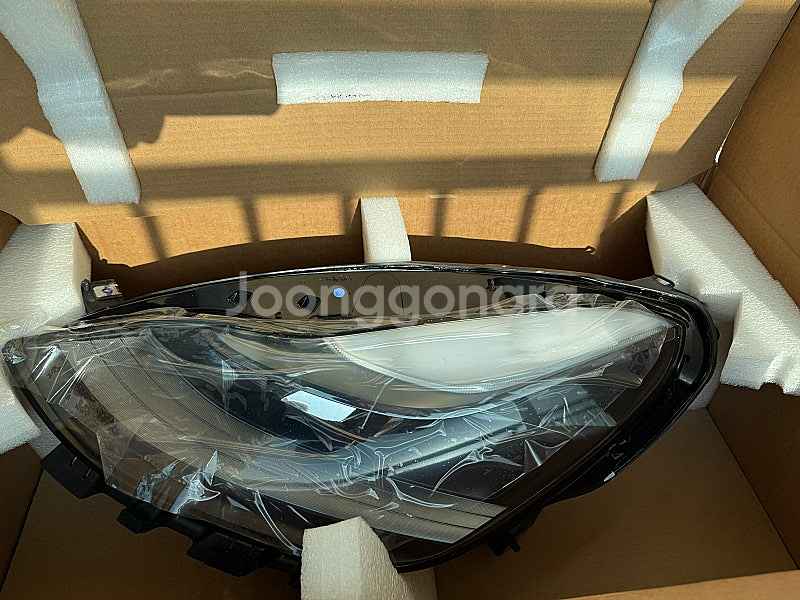 테슬라 모델3 헤드램프(조수석) Part Number ...--1
