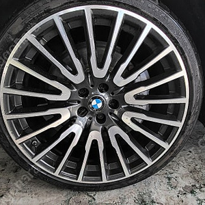 Bmw7시리즈 착용중 21인지 760 정품