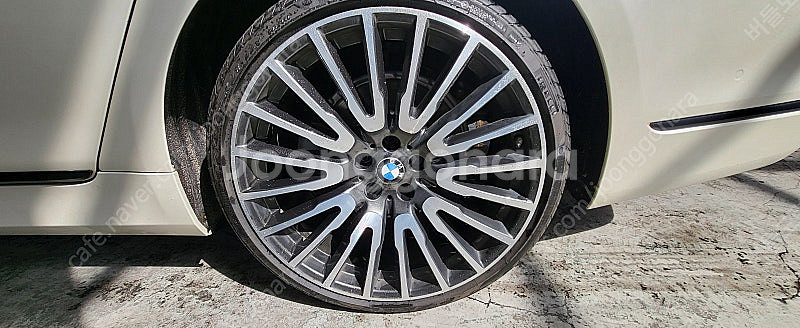 Bmw7시리즈 착용중 21인지 760 정품--1