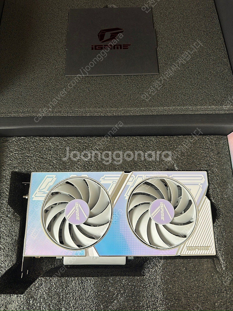 컬러풀 울트라 OC RTX4060 풀박스--1