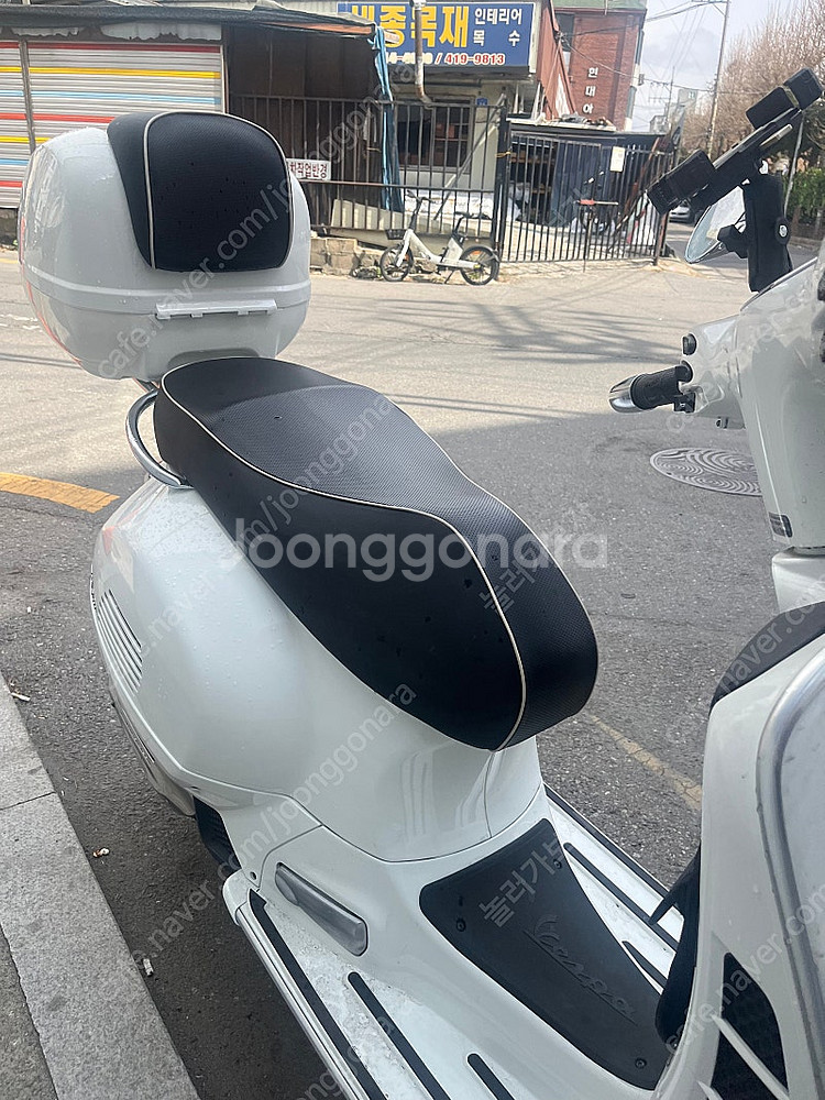베스파 gts125 hpe abs 2023년 900km--6
