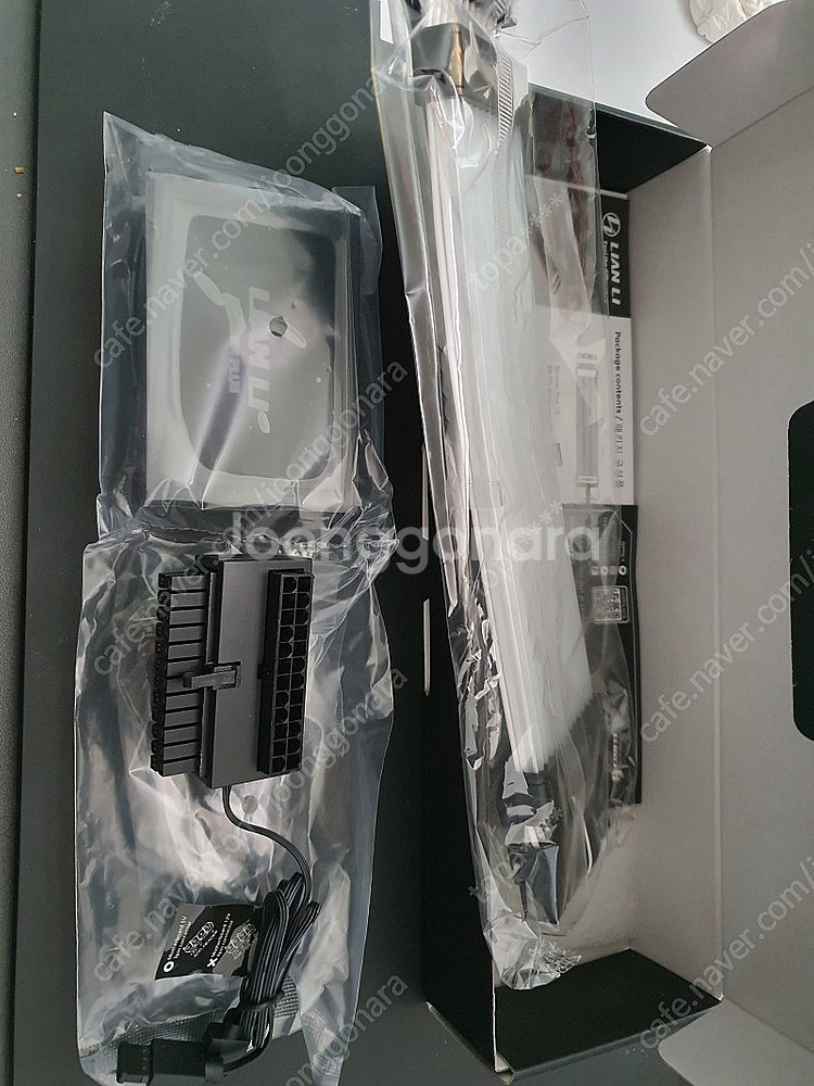 스트리머 플러스 V2 24핀(메인보드용) 씨게이트 530 2T 히트싱크 포함 플스5사용가능 팝니다--0