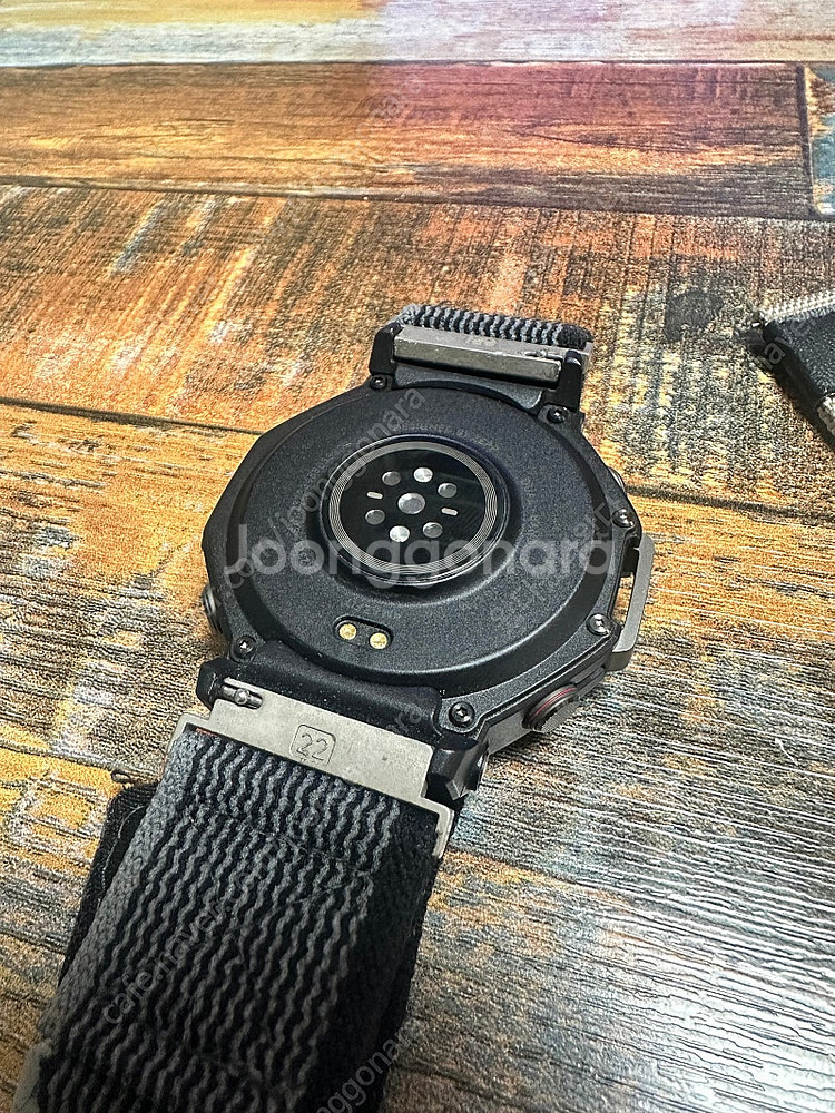 어메이즈핏 티렉스3 풀박스 신품급 무기스 추가충전기2개 추가스트랩3개--6