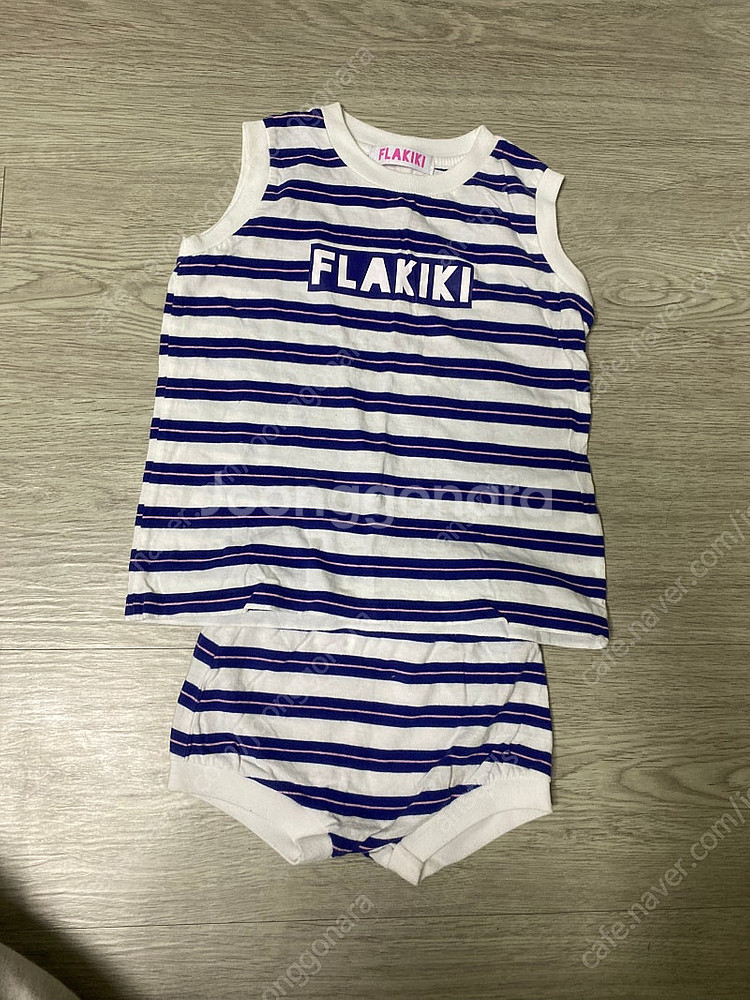 플라키키 여름상하복 6y--0