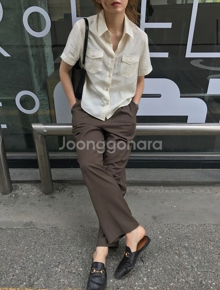 시엔느 포켓 블라우스 올드머니룩 드뮤어룩 오피스코어 출...--2