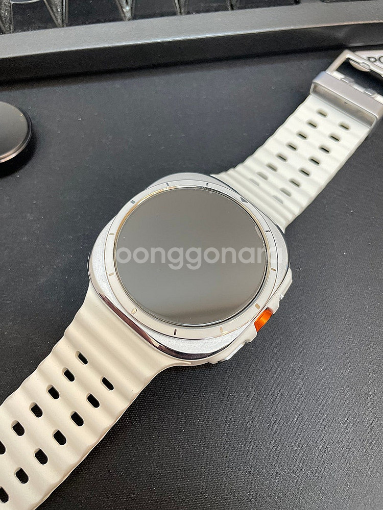 갤럭시워치7울트라 47mm LTE 화이트 상태좋은 중고...--2