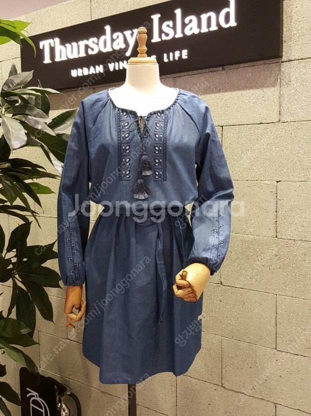 (존예보장) 써스데이아일랜드 플라워 자수 헤지원피스--0