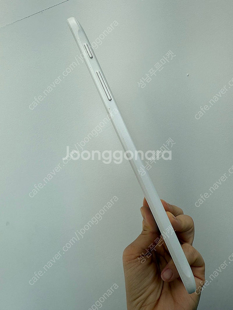 T375 갤럭시 탭E 화이트 16기가 4만 판매합니다.--8