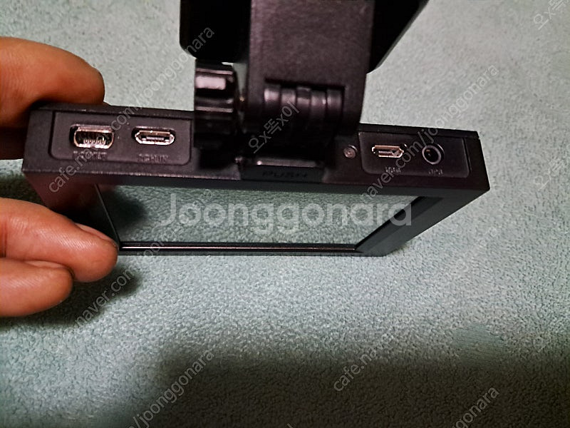 파인뷰 솔리드 300R 블랙박스 본체만있음--3