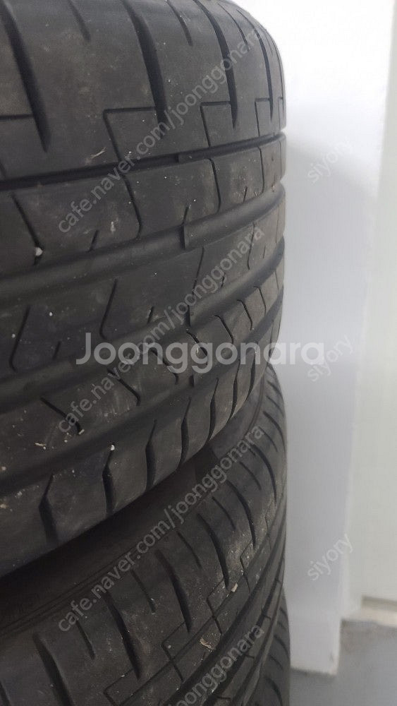 W218 CLS63 AMG 19인치 휠, 타이어 한대분 판매--4