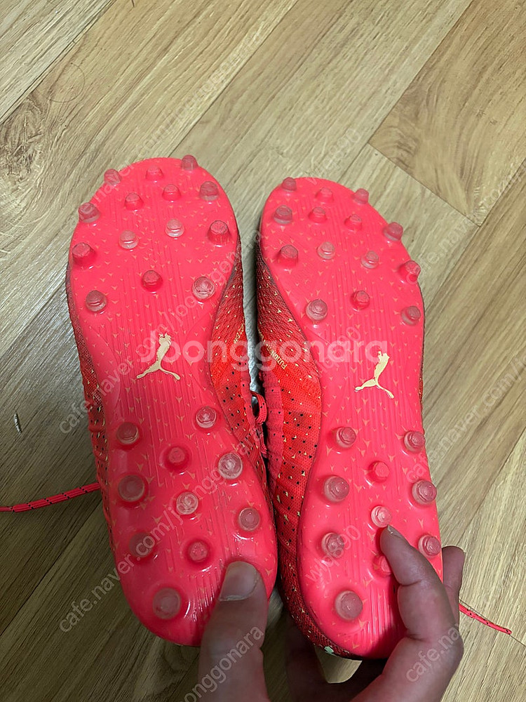 나이키 티엠포 퓨마 퓨처 얼티메이트--3