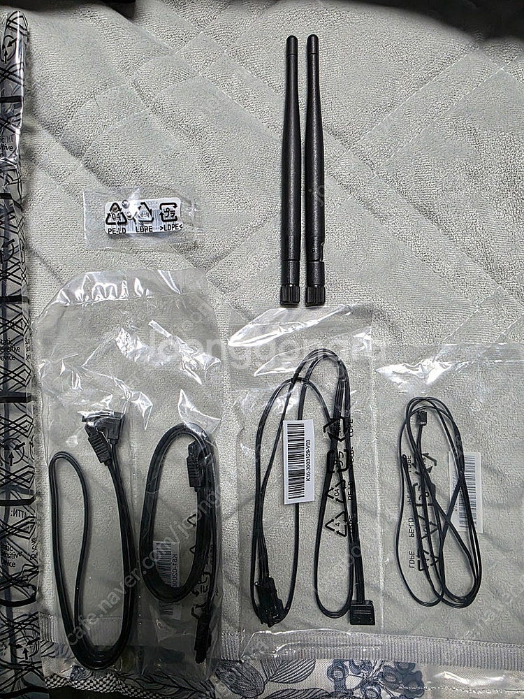 MSI B550 GAMING CARBON WIFI 메인...--1