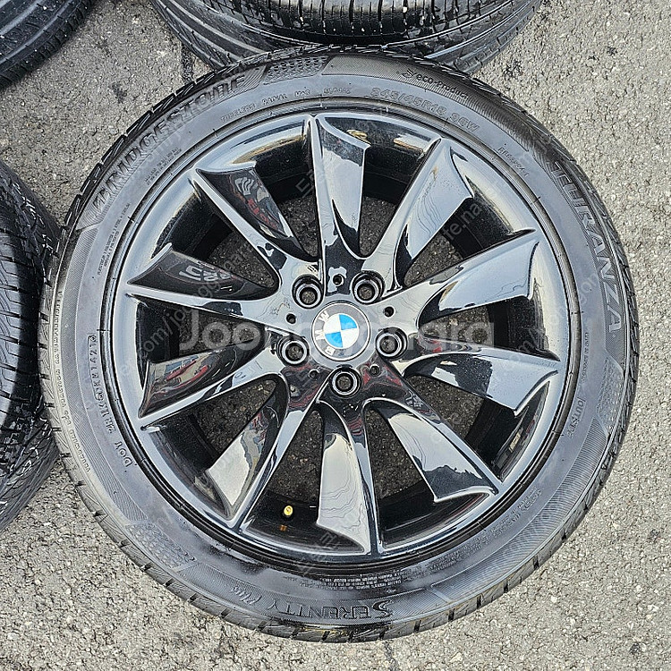 BMW F바디 5시리즈 터빈 18인치 순정 휠타이어 세...--4
