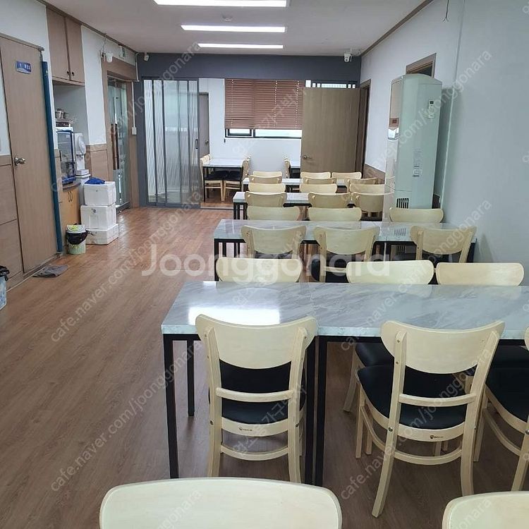 업소용 식탁 의자 테이블 함바 구내식당 한식 마라탕 디...--1