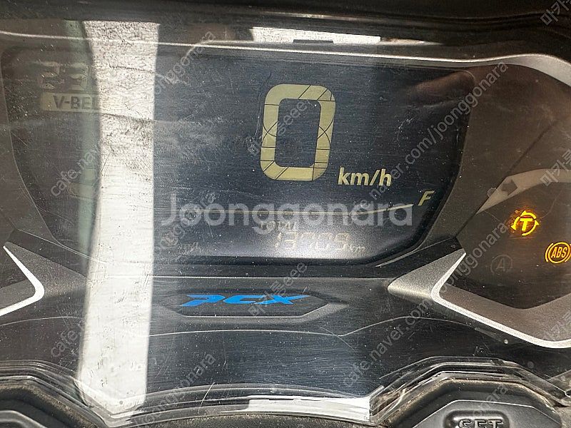 pcx 14000km 신차급 판매--3