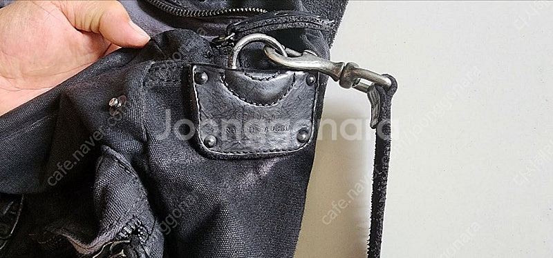 폴로 크로스 가죽 가방 팝니다--2