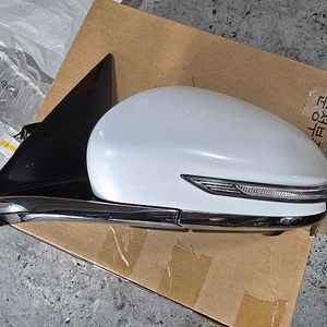 제네시스 g70 운전석 사이드밀러팔아요