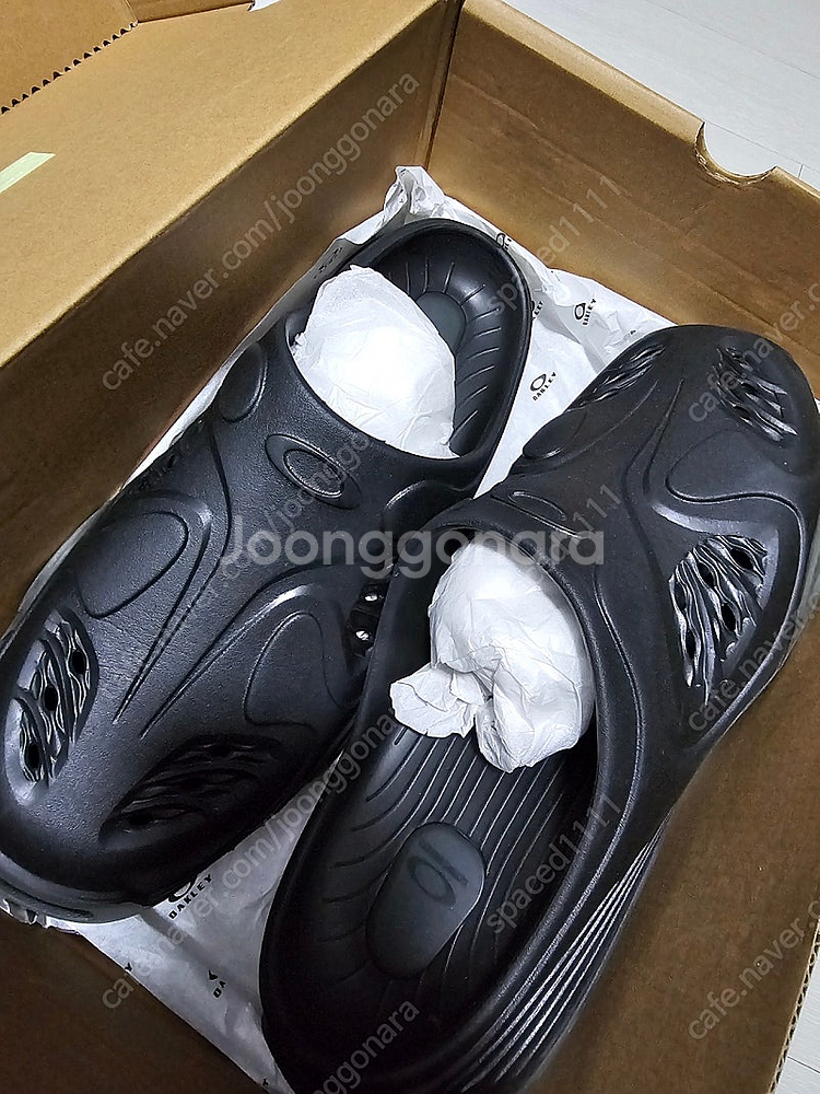 오클리 팩토리팀 슬리퍼--8