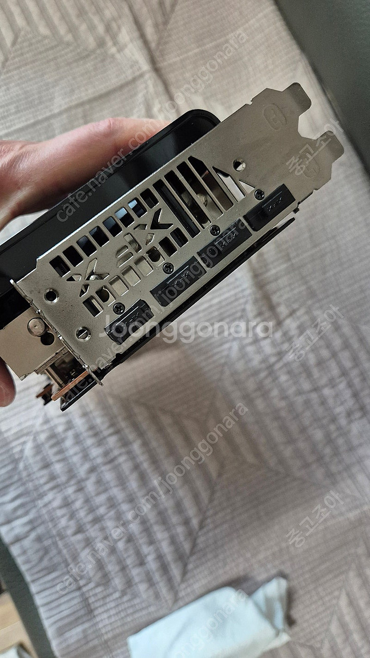 라데온 XFX RX 6800 SWIFT 319 CORE...--4
