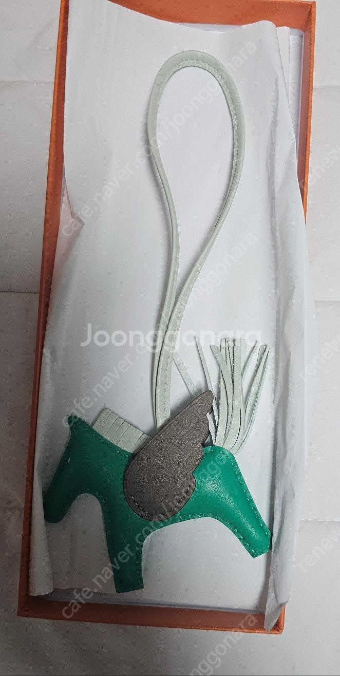 에르메스 페가수스 및 백참--0